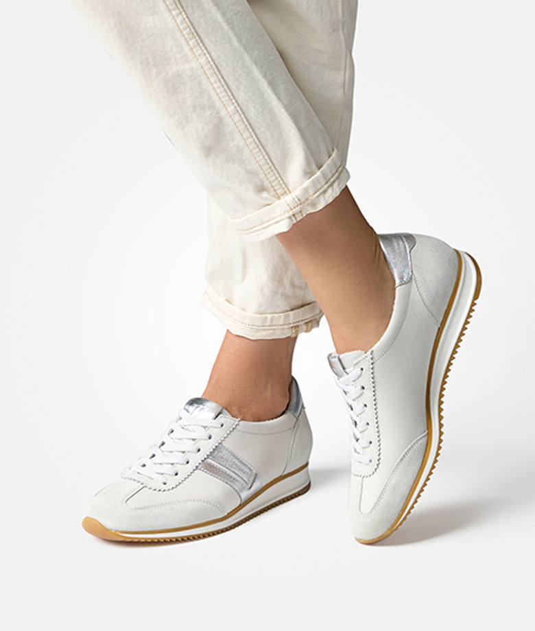 Sneaker Paul Green 5453-037 di colore bianco