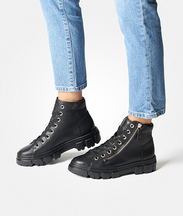 Paul Green 5210-022 boots in black