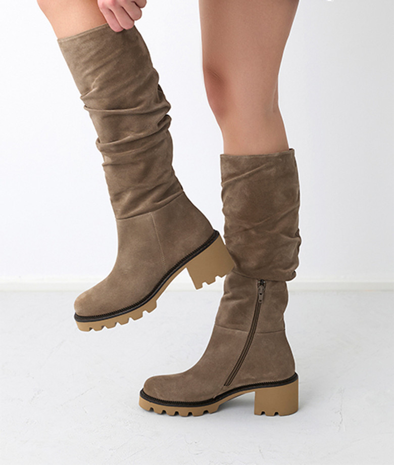 Paul Green 9987-040 Boots in Beige