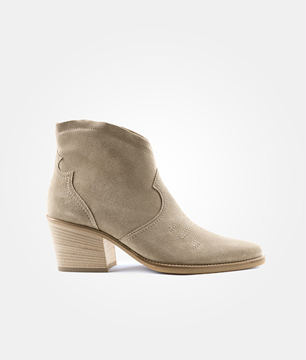 Paul Green 8110-020 ankle boots in beige